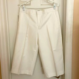 Banana Republic capri pants, wide leg, size 8.